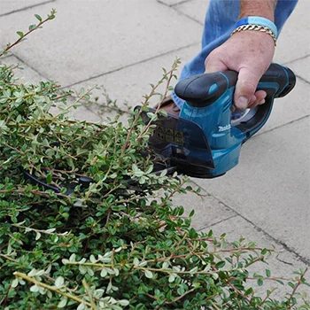 Makita akumulatorske makaze za živu ogradu UH200DWX Makita akumulatorske makaze za živu ogradu UH200DWX