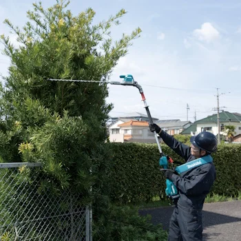 Makita akumulatorske makaze za živu ogradu UN001GZ-3