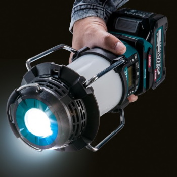 Makita akumulatorski radio sa fenjerom 40V XGT MR009GZ Makita akumulatorski radio sa fenjerom 40V XGT MR009GZ