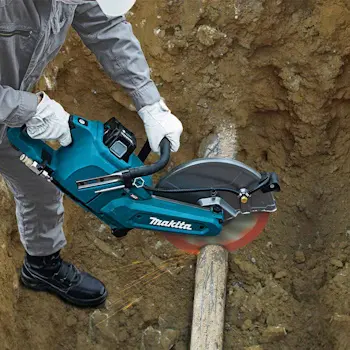 Makita akumulatorski rezač 40V XGT CE004GZ-1