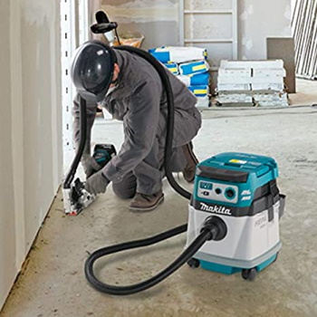 Makita akumulatorski usisivač DVC155LZ Makita akumulatorski usisivač DVC155LZ