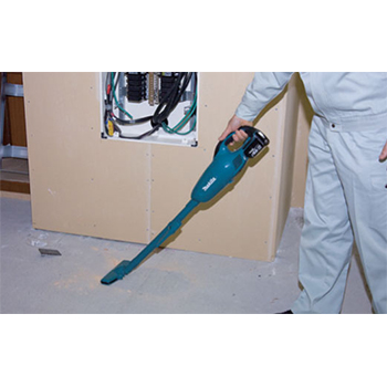 Makita akumulatorski usisivač DCL180Z Makita akumulatorski usisivač DCL180Z