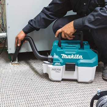 Makita akumulatorski usisivač 18V LXT DVC750LZ Makita akumulatorski usisivač 18V LXT DVC750LZ