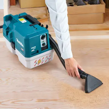 Makita akumulatorski usisivač 40V max XGT VC014GLZ Makita akumulatorski usisivač 40V max XGT VC014GLZ