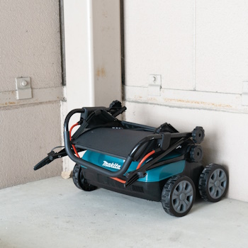 Makita akumulatorski vertikulator 18V LXT DUV320Z Makita akumulatorski vertikulator 18V LXT DUV320Z