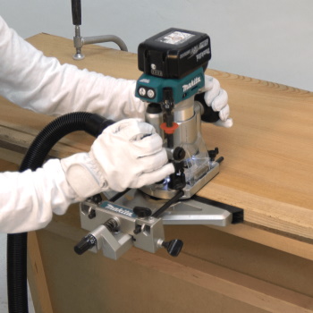 Makita bežični sekač 18V LXT DRT50SFX8 Makita bežični sekač 18V LXT DRT50SFX8