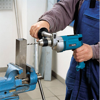 Makita bušilica - odvijač DP3003 Makita bušilica - odvijač DP3003