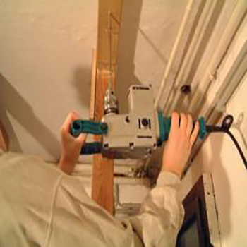Makita ugaona bušilica DA6301 Makita ugaona bušilica DA6301