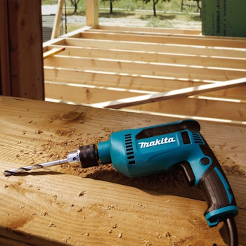 Makita bušilica 630W DP4020 Makita bušilica 630W DP4020
