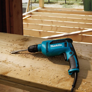 Makita bušilica 630W DP4021 Makita bušilica 630W DP4021