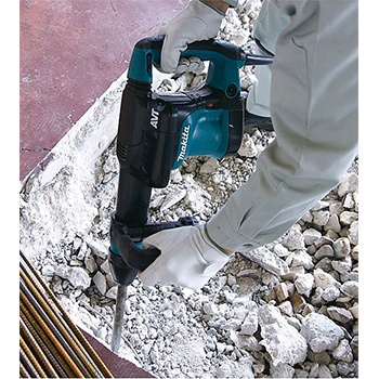 Makita čekić za rušenje HM0871C Makita čekić za rušenje HM0871C