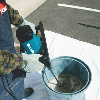 Makita mešač UT1600 Makita mešač UT1600