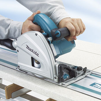 Makita testera s upuštanjem SP6000 Makita testera s upuštanjem SP6000