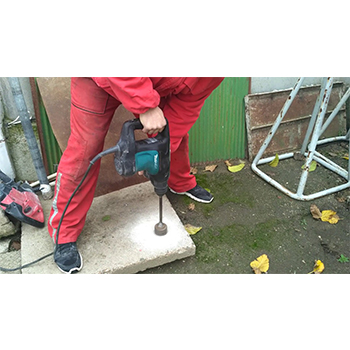 Makita čekić-bušilica HR3200C Makita čekić-bušilica HR3200C