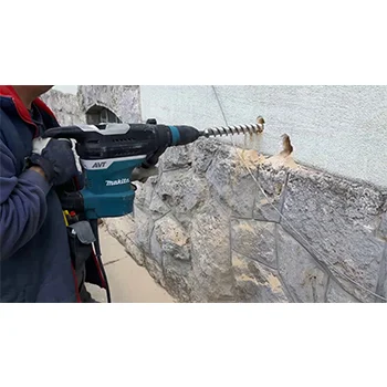 Makita čekić-bušilica HR4013C Makita čekić-bušilica HR4013C