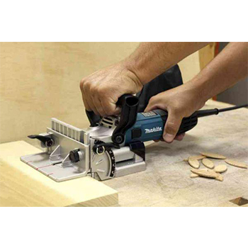 Makita glodalica za žljebove 700W PJ7000J Makita glodalica za žljebove 700W PJ7000J