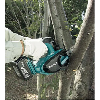 Makita akumulatorska lančana testera DUC122Z-1 Makita akumulatorska lančana testera DUC122Z-1