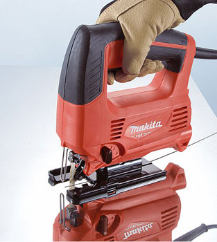 Makita MT ubodna testera M4301-1