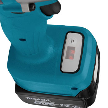 Makita akumulatorski udarni odvijač 14,4 V, 65 Nm DTDA070Z Makita akumulatorski udarni odvijač 14,4 V, 65 Nm DTDA070Z