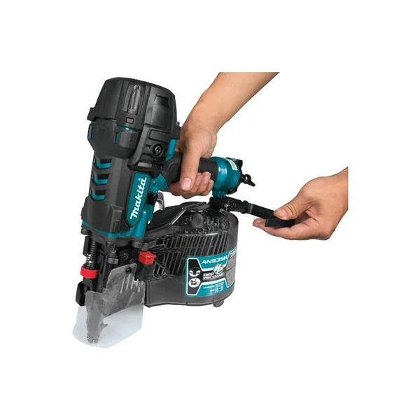 Makita pneumatski zabijač eksera u redeniku AN935H Makita pneumatski zabijač eksera u redeniku AN935H