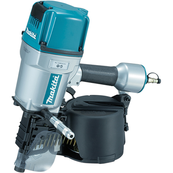 Makita pneumatski zabijač eksera u redeniku AN960 Makita pneumatski zabijač eksera u redeniku AN960