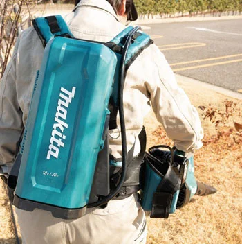 Makita prenosno skladište za akumulatore PDC01 191A64-2 Makita prenosno skladište za akumulatore PDC01 191A64-2