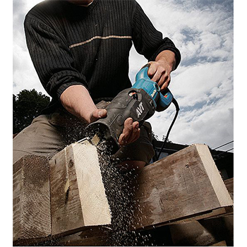 Makita ravna univerzalna testera JR3070CT Makita ravna univerzalna testera JR3070CT