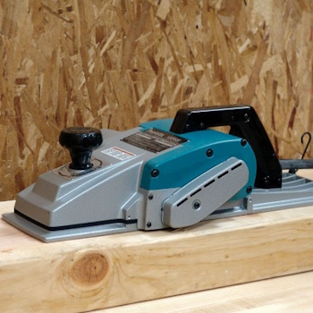 Makita tesarsko rende 1806B Makita tesarsko rende 1806B