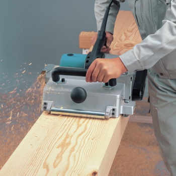 Makita rende za grede 2200W KP312S Makita rende za grede 2200W KP312S
