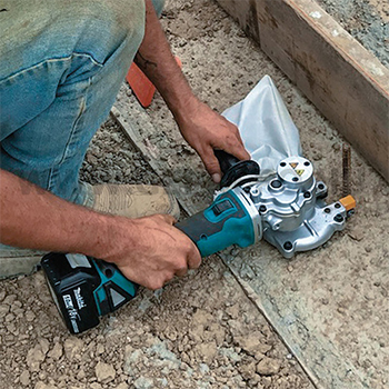Makita bežični sekač za čelične šipke DSC250RT Makita bežični sekač za čelične šipke DSC250RT