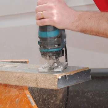 Makita ubodna testera 4350FCT Makita ubodna testera 4350FCT