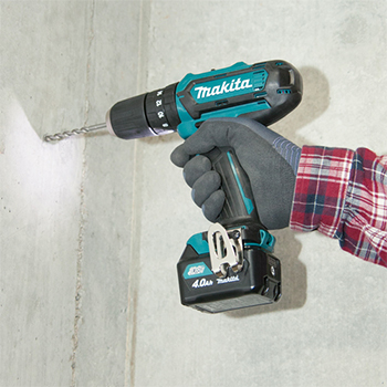 Makita akumulatorska udarna bušilica-odvijač HP331DWAX1 Makita akumulatorska udarna bušilica-odvijač HP331DWAX1