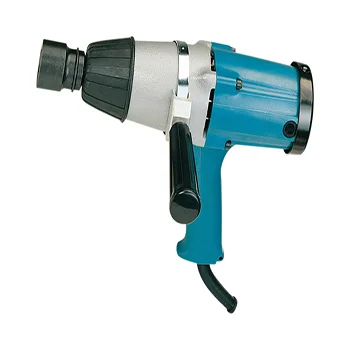 Makita udarni odvijač 6906 Makita udarni odvijač 6906