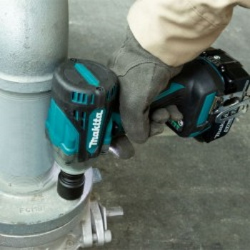Makita akumulatorski ugaoni udarni odvijač 18V DTW301RTJ Makita akumulatorski ugaoni udarni odvijač 18V DTW301RTJ