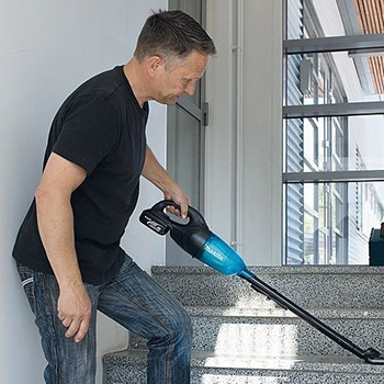 Makita akumulatorski usisivač DCL180ZB Makita akumulatorski usisivač DCL180ZB