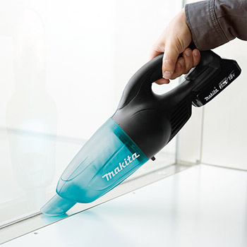 Makita akumulatorski usisivač DCL180ZB Makita akumulatorski usisivač DCL180ZB