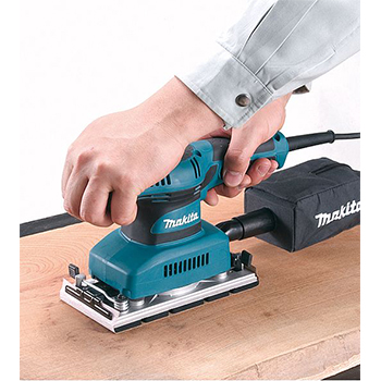 Makita vibraciona brusilica BO3710-1