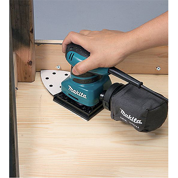 Makita vibraciona brusilica BO4565-1