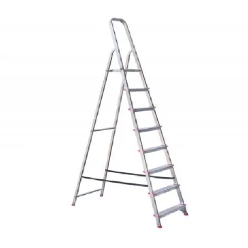 Maxmara aluminijumske merdevine 7 + 1 gazište Maxmara aluminijumske merdevine 7 + 1 gazište