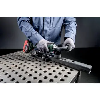 Metabo akumulatorska mašina za obaranje ivica metala 18V KFMVB 18 LTX BL 4 RF 601769840-2 Metabo akumulatorska mašina za obaranje ivica metala 18V KFMVB 18 LTX BL 4 RF 601769840-2