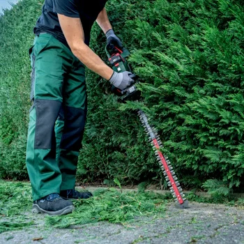 Metabo akumulatorske makaze za živu ogradu HS 18 LTX BL 75 601724850-6 Metabo akumulatorske makaze za živu ogradu HS 18 LTX BL 75 601724850-6