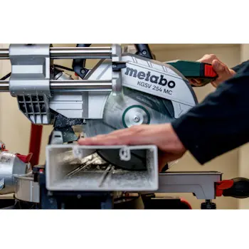 Metabo kružna testera za sečenje sa funkcijom povlačenja KGSV 254 MC 615254000-5 Metabo kružna testera za sečenje sa funkcijom povlačenja KGSV 254 MC 615254000-5