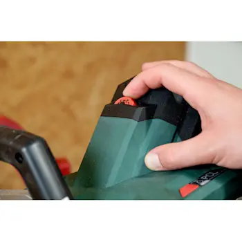 Metabo kružna testera za sečenje sa funkcijom povlačenja KGSV 254 MC 615254000-6 Metabo kružna testera za sečenje sa funkcijom povlačenja KGSV 254 MC 615254000-6