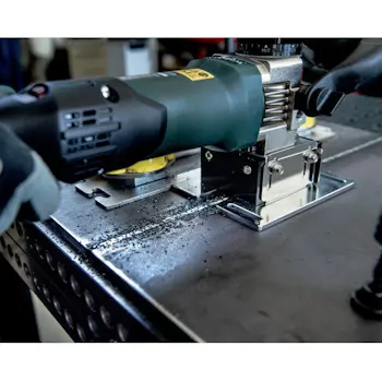 Metabo uređaj za faznu obradu ivica metala PFM 17 601789500 Metabo uređaj za faznu obradu ivica metala PFM 17 601789500