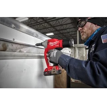 Milwaukee aku alat za pop nitne 18V M18 ONEFPRT-202X 4933478602 Milwaukee aku alat za pop nitne 18V M18 ONEFPRT-202X 4933478602