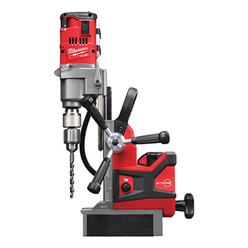 Milwaukee magnetna aku bušilica 18V 5Ah sa permanentnim magnetom M18FMDP-502C Milwaukee magnetna aku bušilica 18V 5Ah sa permanentnim magnetom M18FMDP-502C