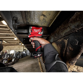 Milwaukee aku multi-alat za sečenje 12V M12 FCOT-422X Milwaukee aku multi-alat za sečenje 12V M12 FCOT-422X