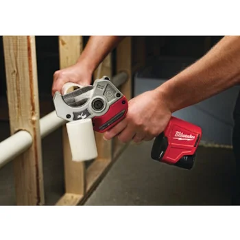 Milwaukee aku rezač PVC cevi 12V C12 PPC-0 4933416550 Milwaukee aku rezač PVC cevi 12V C12 PPC-0 4933416550