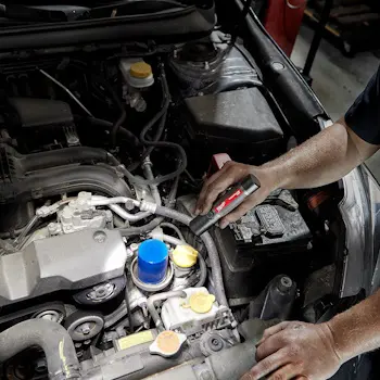 Milwaukee aku ručna baterijska lampa L4FMLED-301 4933479770-3