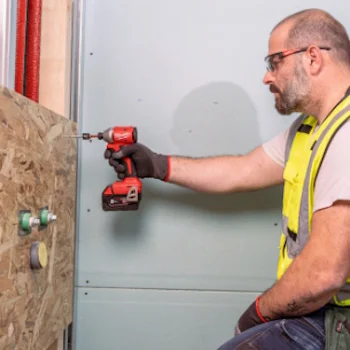 Milwaukee aku udarni odvijač 1/4” 18V 4Ah M18 BLIDRC-402C 4933492840-5